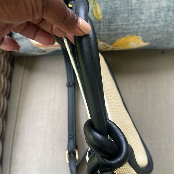 Moda Luxe Nicolette Small Shoulder Bag - Picture 3 of 5